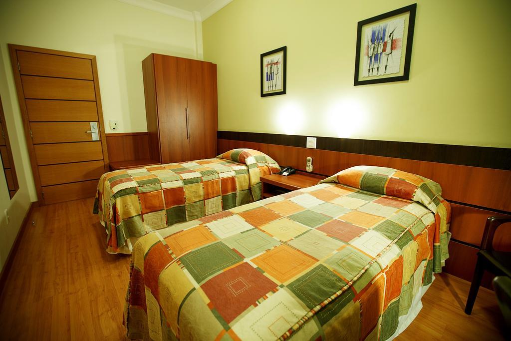 Hotel Eston